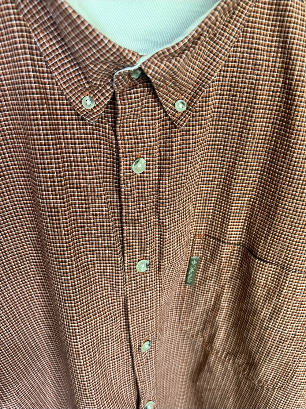 Columbia Men's Brown/Maroon Chrck Button-Down Shirt
